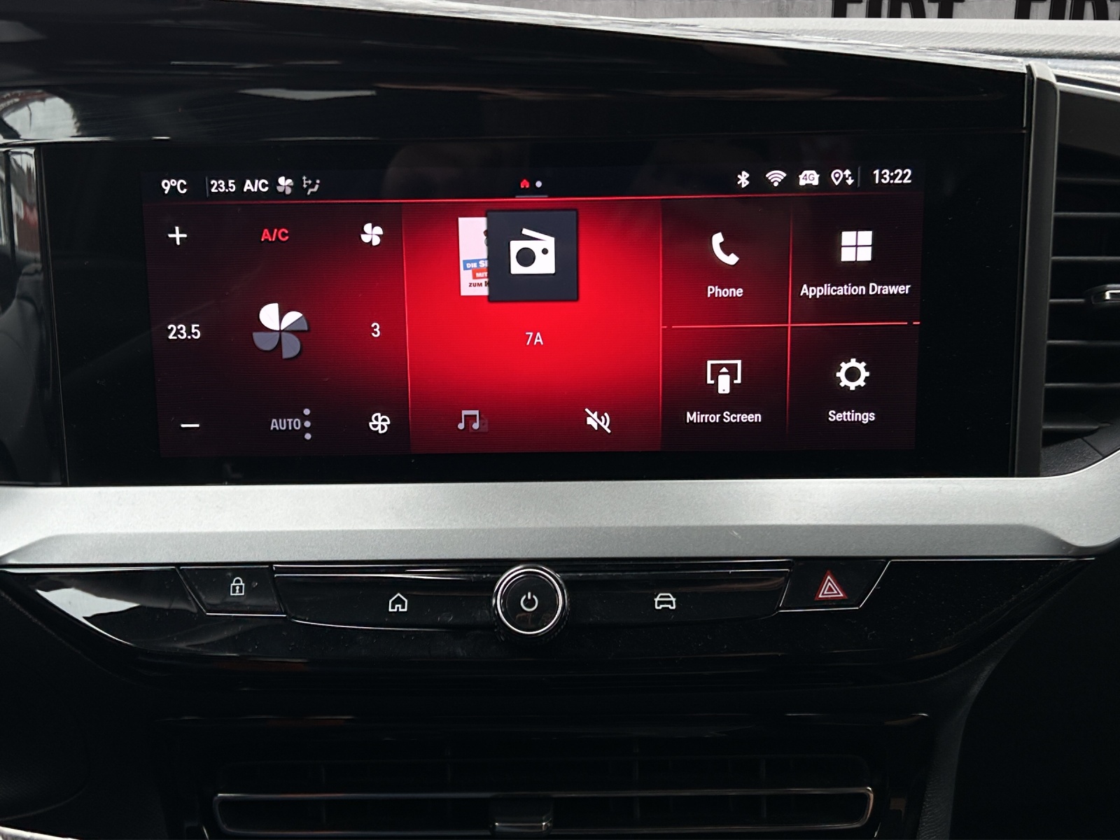 b0312109-068f-4f2b-a0b1-9c991cd1d26a